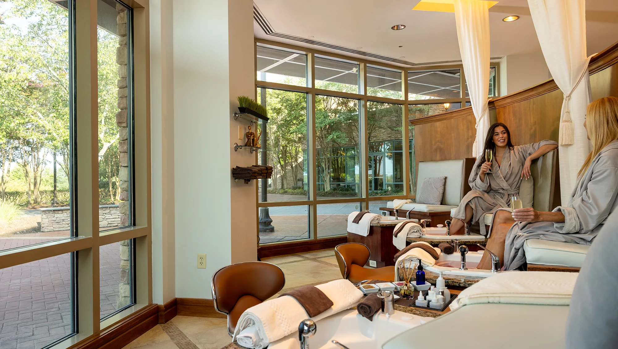 Planning The Perfect Girlfriends’ Getaway 