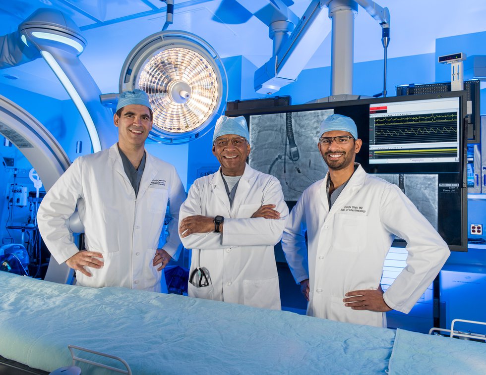 Hospitals & Health Care 2016
