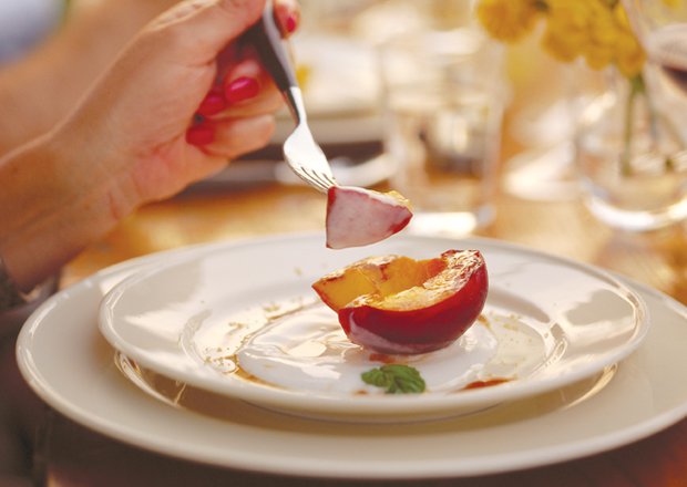 Foodie Friday: Caramelized Peaches
