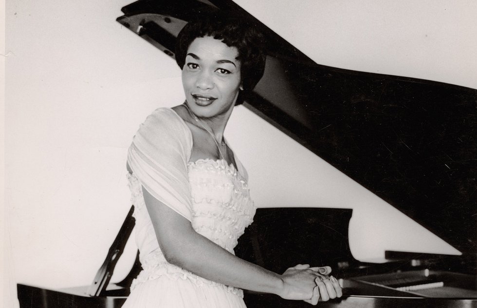 Salena Jones
