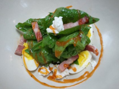 Spinach Salad with Spicy Tomato Vinaigrette