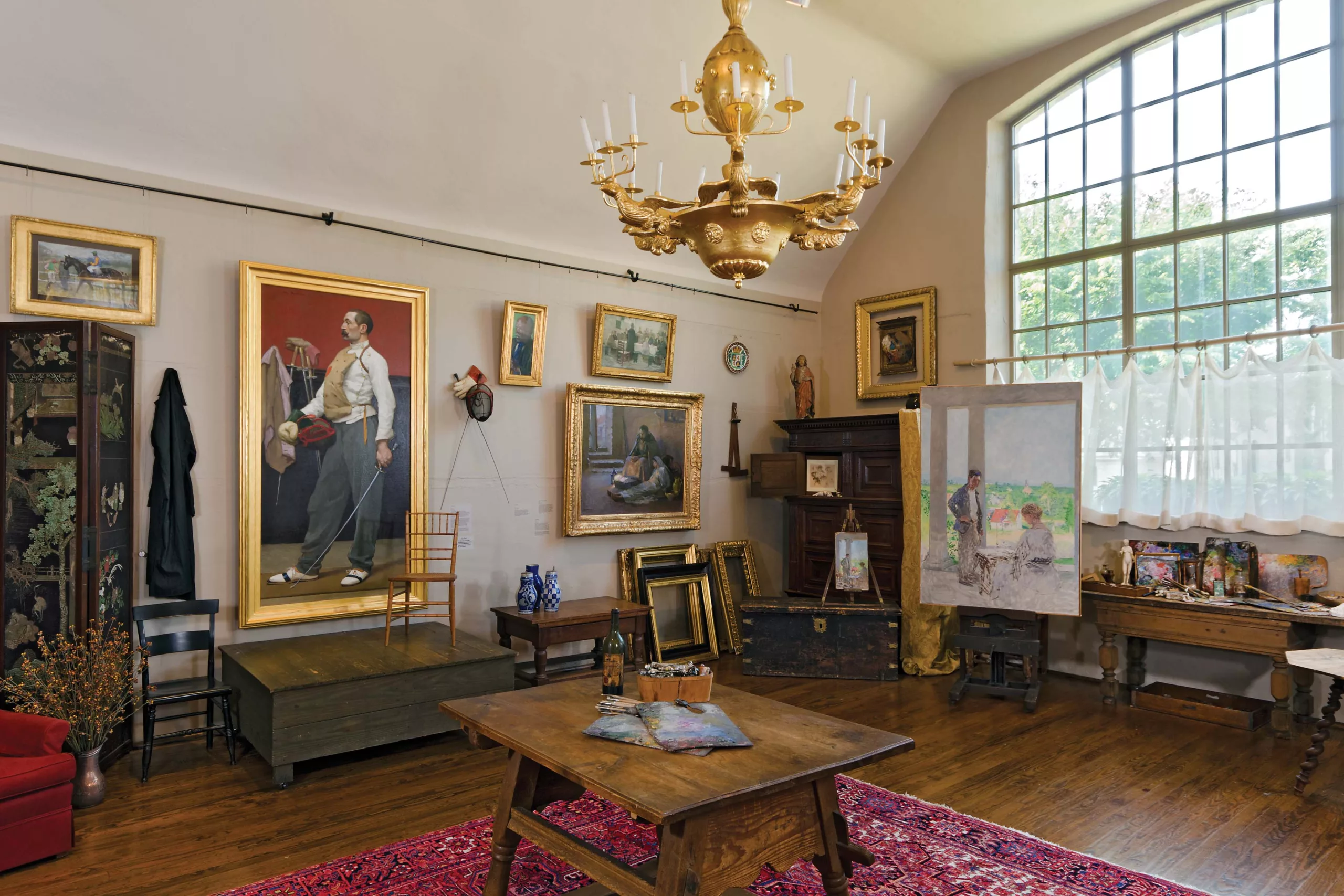 Tour Through Timeless Studios and Creative Sanctuaries