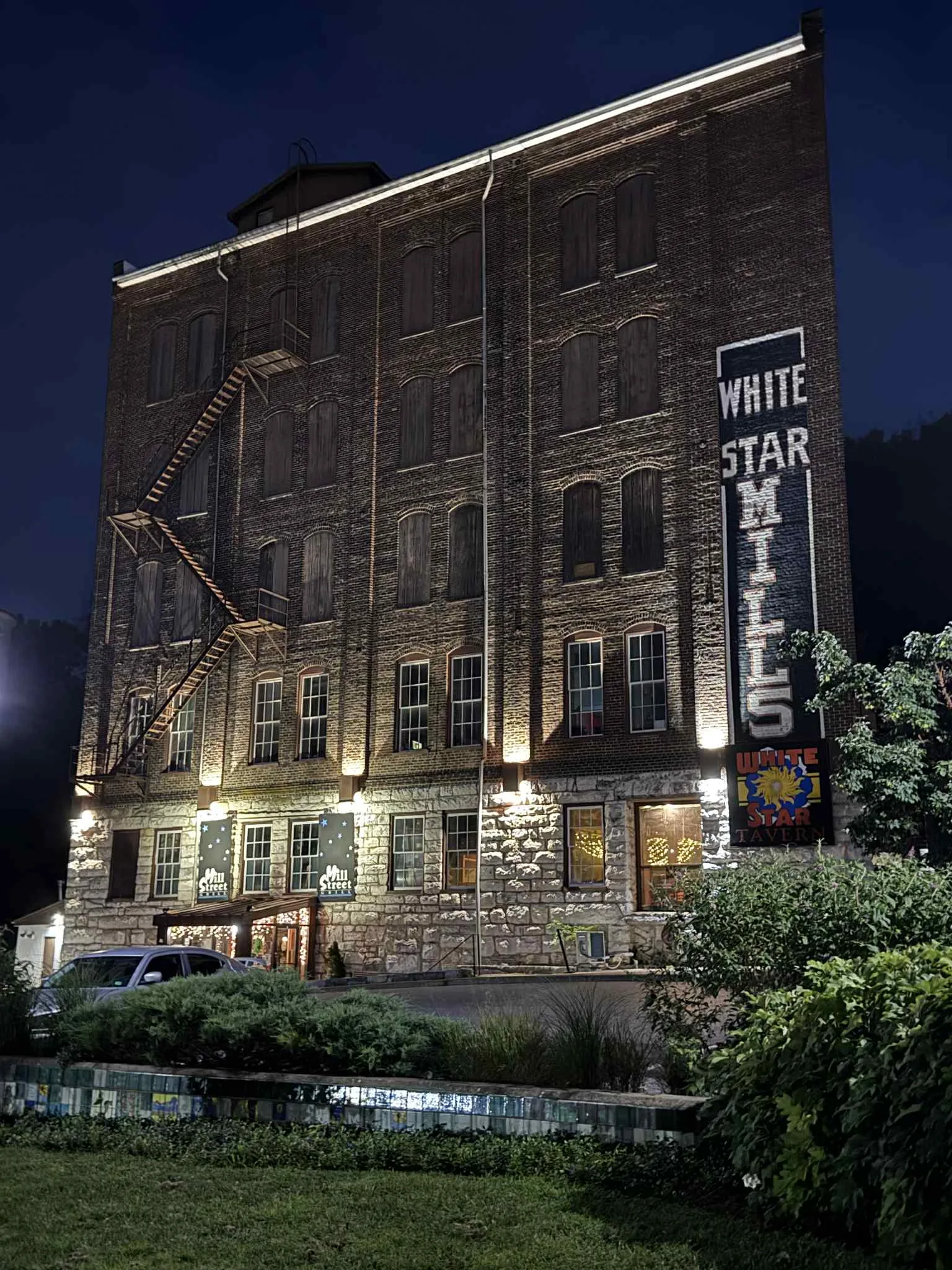 Ghost Tours, Corn Mazes, and Pumpkin Patches to Visit This Fall