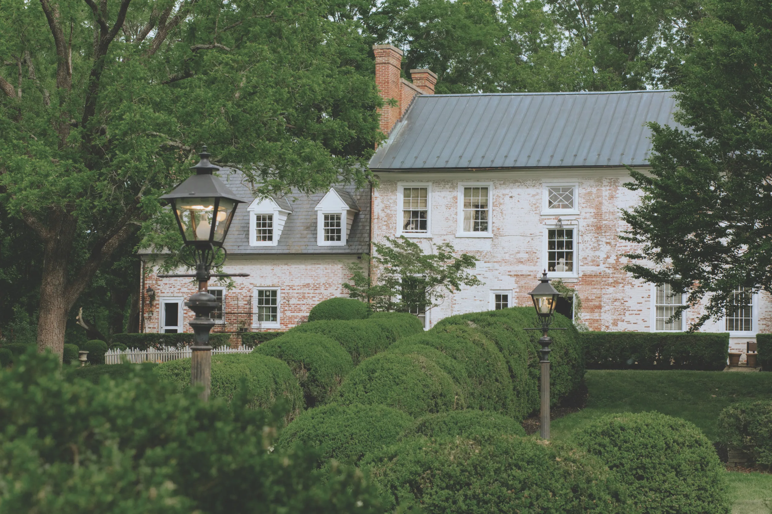 How a Forgotten Virginia Garden Became a Wedding Wonderland